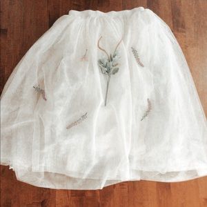 ☆𝓦𝓸𝓶𝓮𝓷'𝓼 𝓬𝓻𝓮𝓶𝓮 𝓽𝓾𝓵𝓵𝓮 𝓼𝓴𝓲𝓻𝓽☆